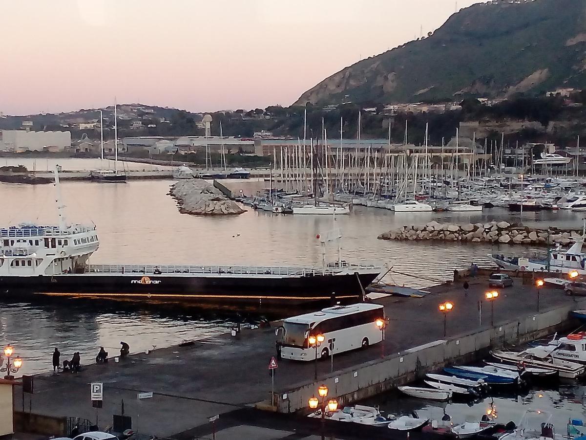 Bed and Breakfast Aria Di Mare Dimorra Pozzuoli Zewnętrze zdjęcie
